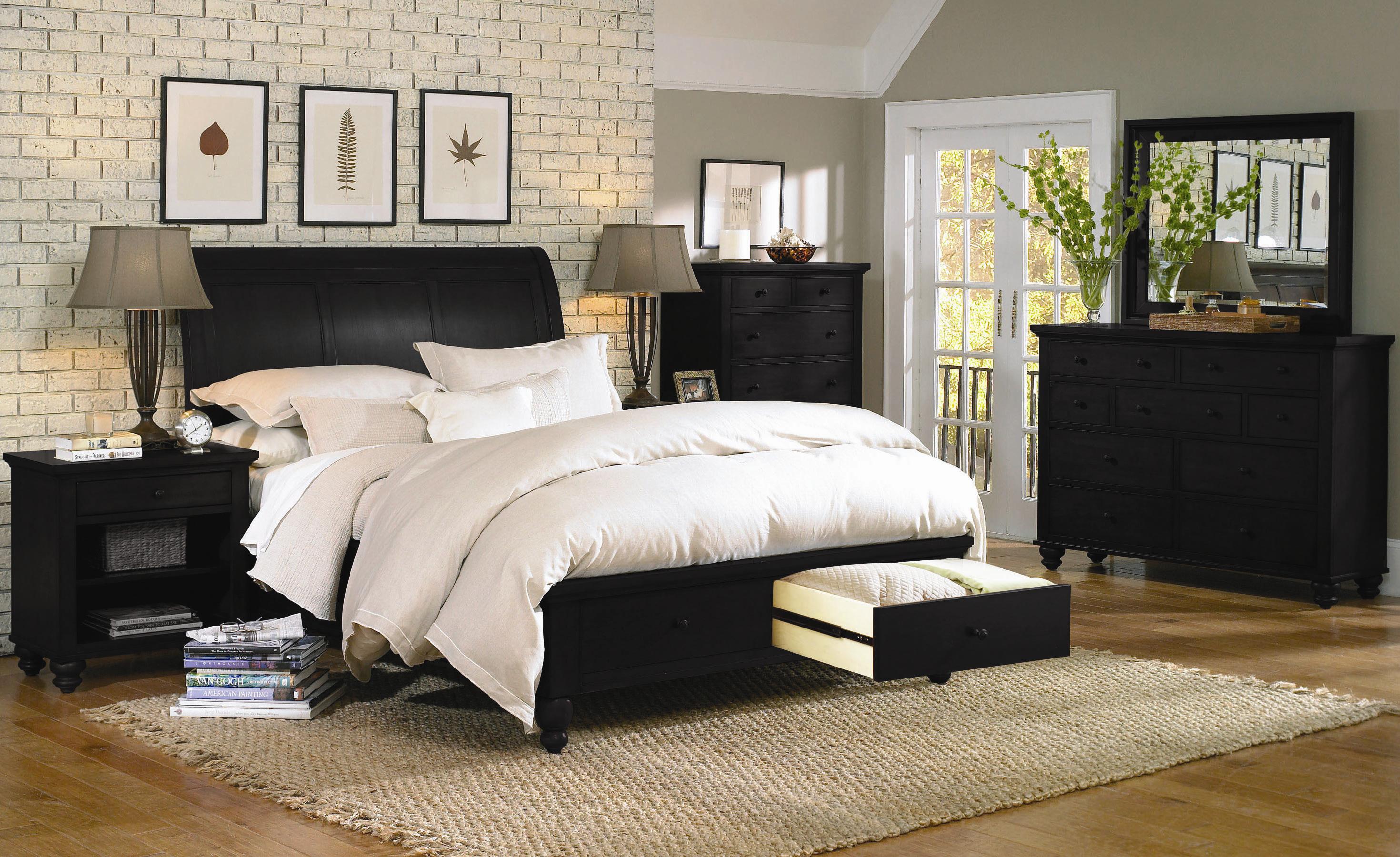 Aspenhome Cambridge KingSize Bed with Sleigh Headboard & Drawer